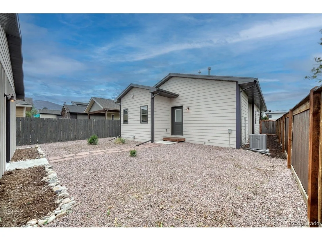 Photo of 101 Crestone Mesa Dr