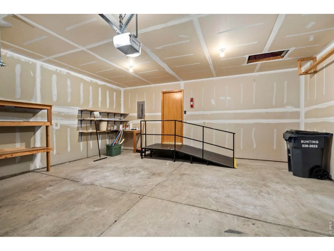 Photo of 532 Trailwood Cir