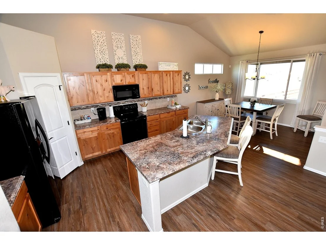 Photo of 4852 Grapevine Way