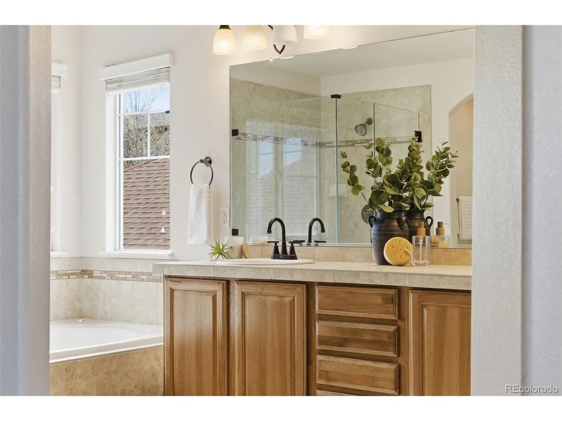 Photo of 5301 Fullerton Cir