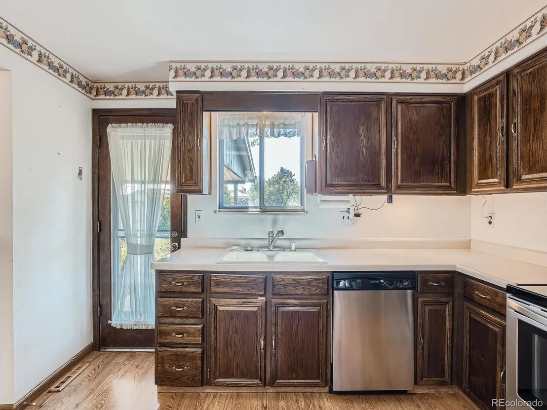 Photo of 603 Ouray Way