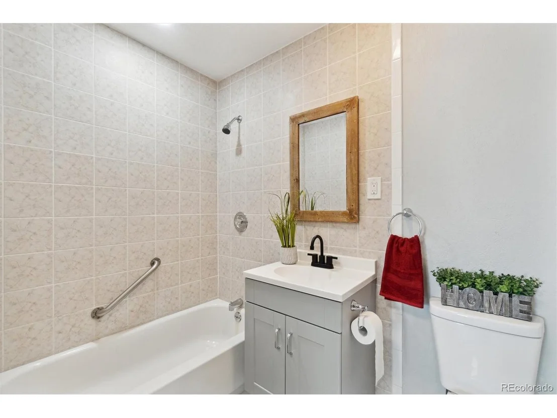 Photo of 1133 Walnut St