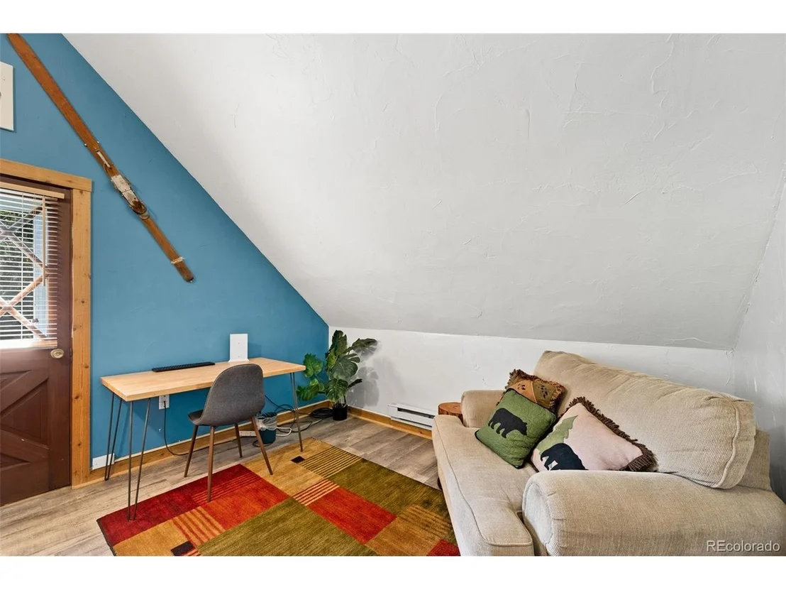 Photo of 38 Brook Dr