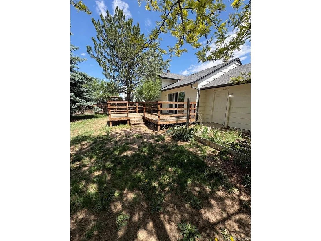 Photo of 21124 E Powers Cir
