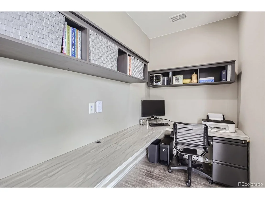 Photo of 5553 Osbourne Dr