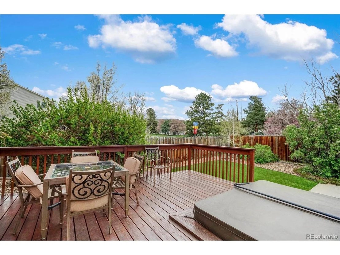 Photo of 2303 Vineyard Pl