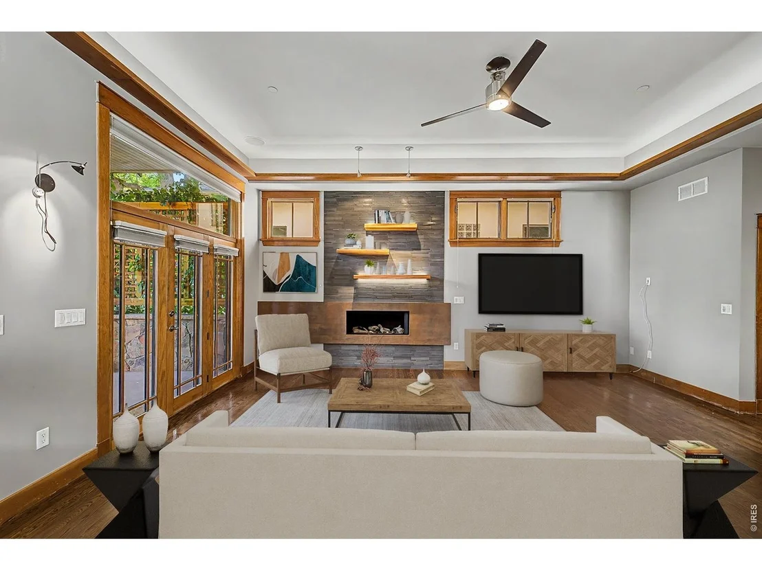 Photo of 610 Streamside Ln