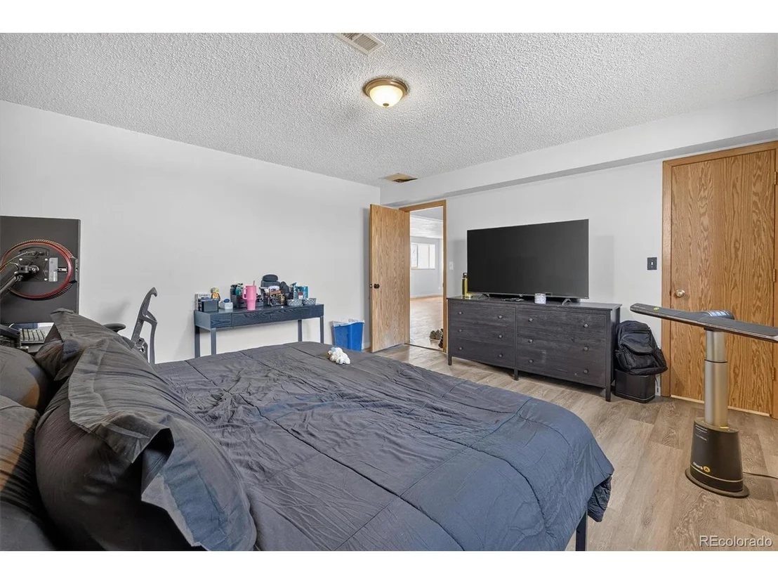 Photo of 32189 County Road 16
