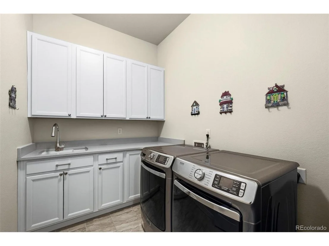 Photo of 1240 Lanterns Ln