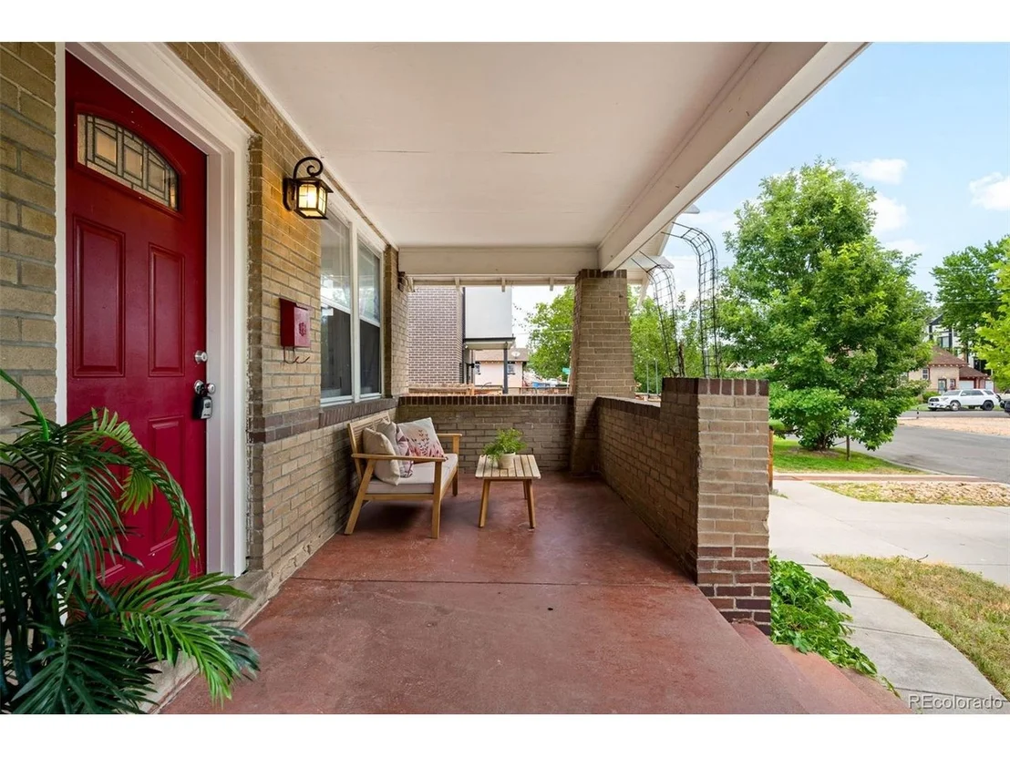 Photo of 1531 Lowell Blvd