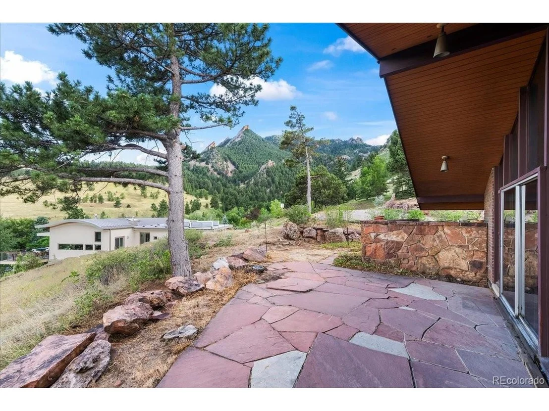Photo of 740 Flagstaff Rd