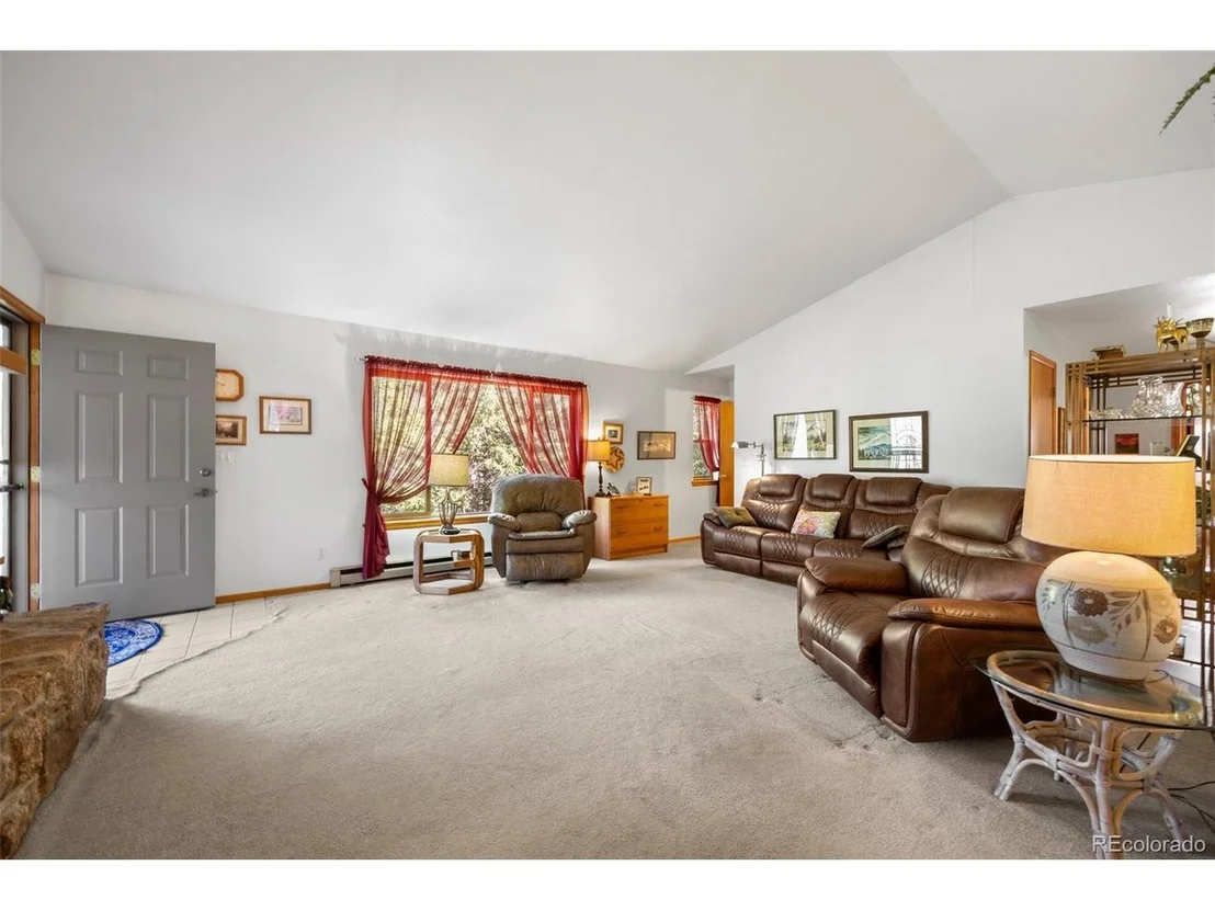 Photo of 145 Jackpine Ln
