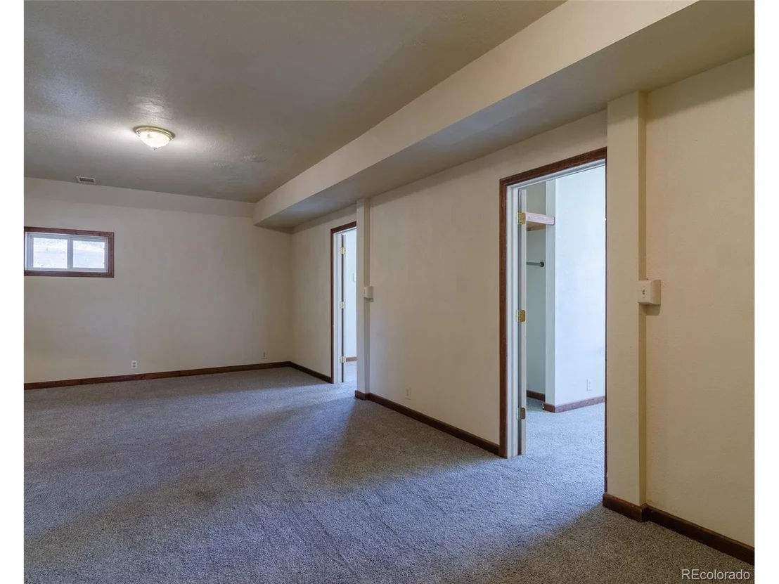 Photo of 445 Hover St