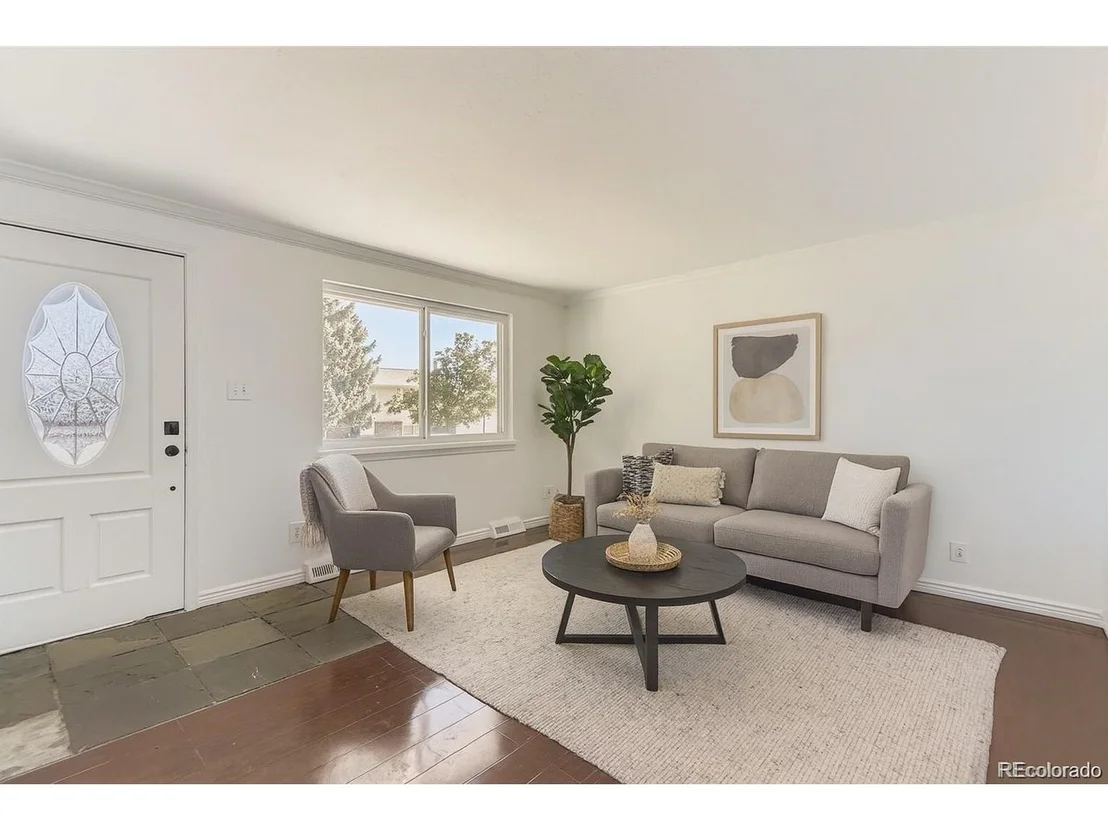 Photo of 426 Jupiter Dr