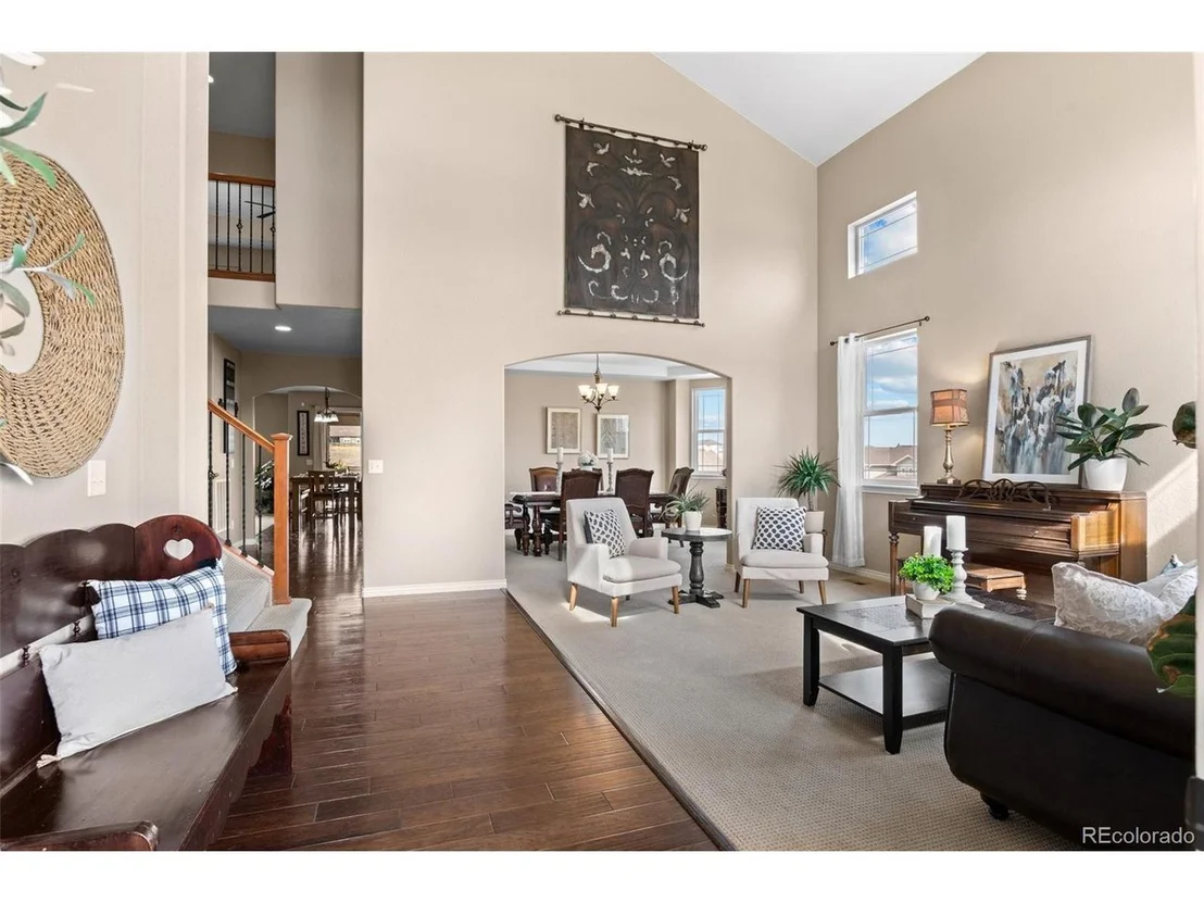 Photo of 8487 Rogers Loop