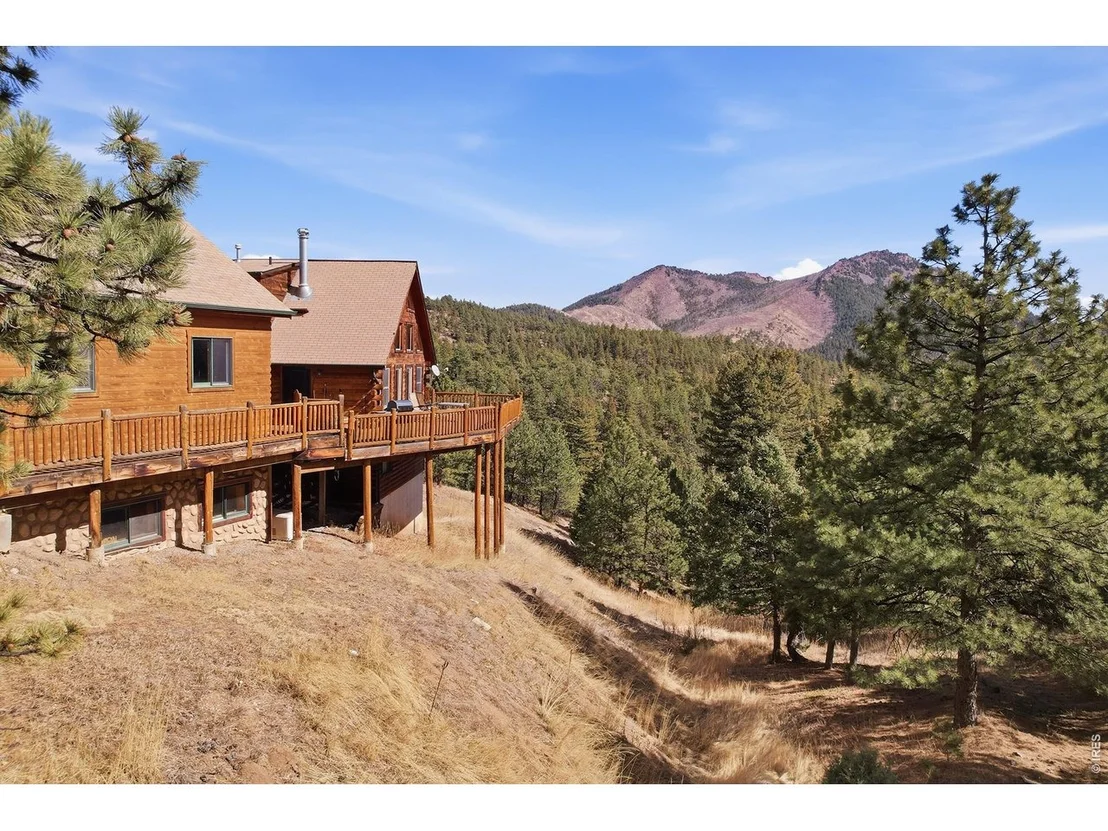 Photo of 750 Cougar Dr