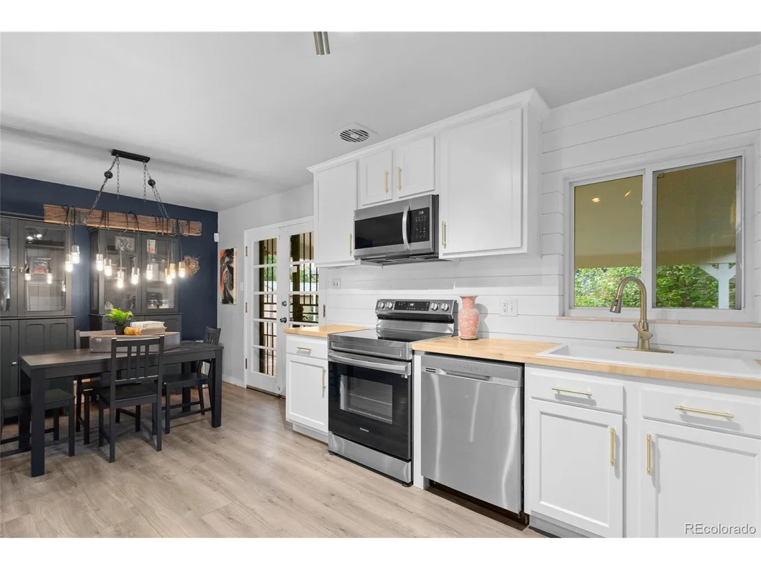 Photo of 6487 Independence Way