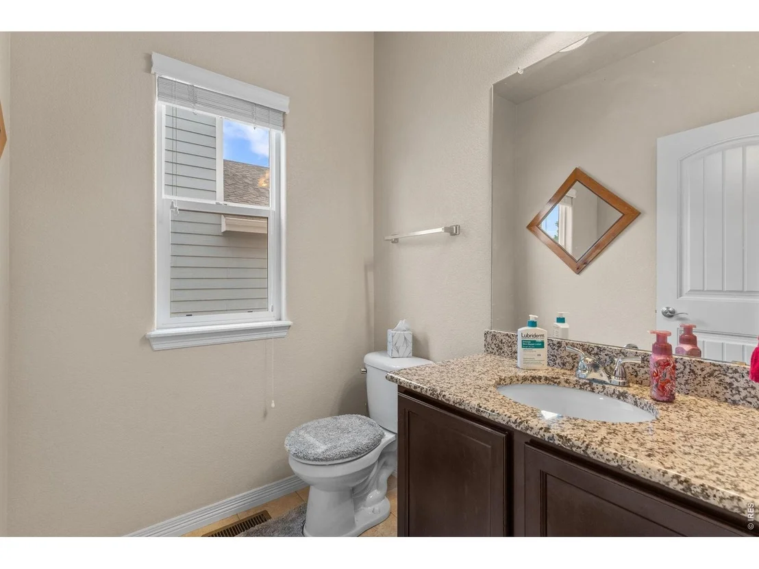 Photo of 562 Dakota Ct