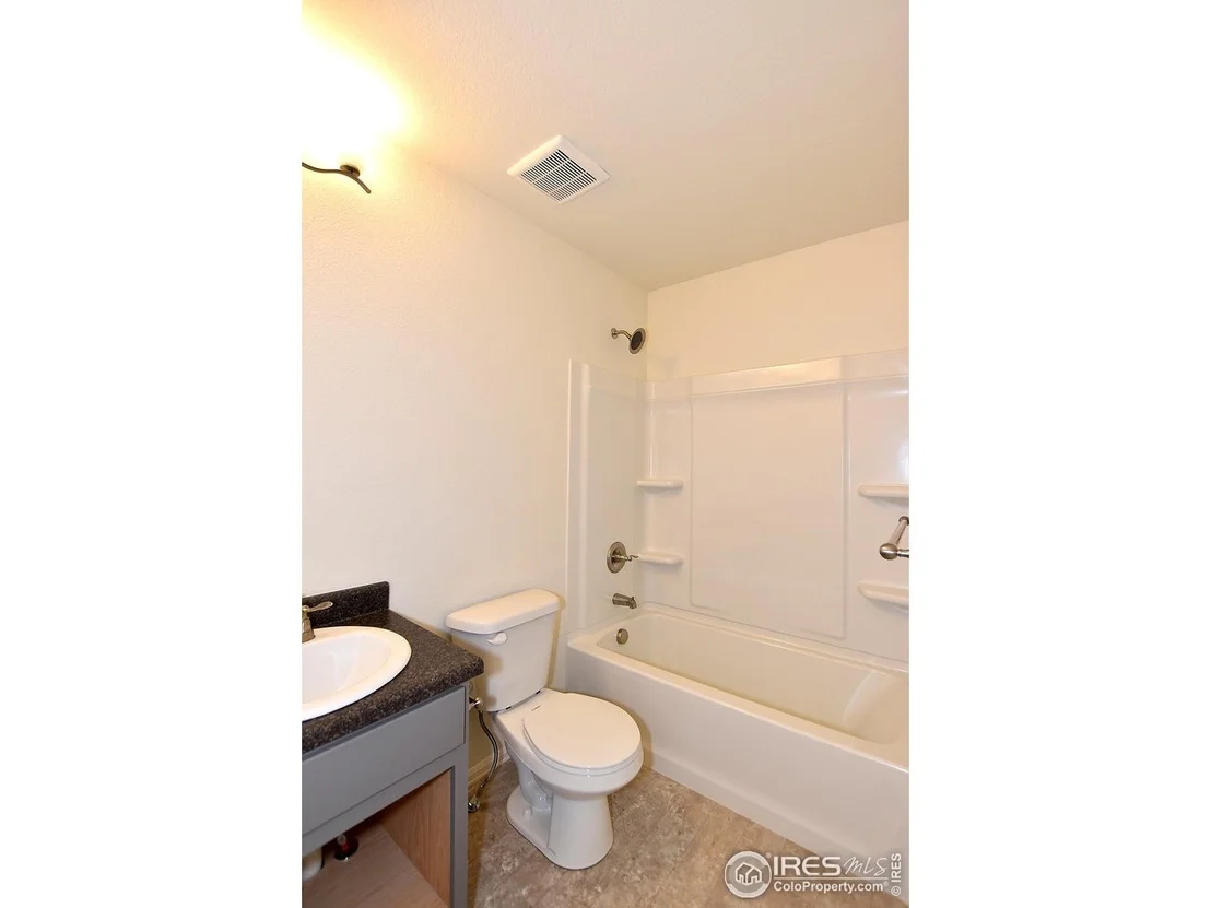 Photo of 4835 Grapevine Way