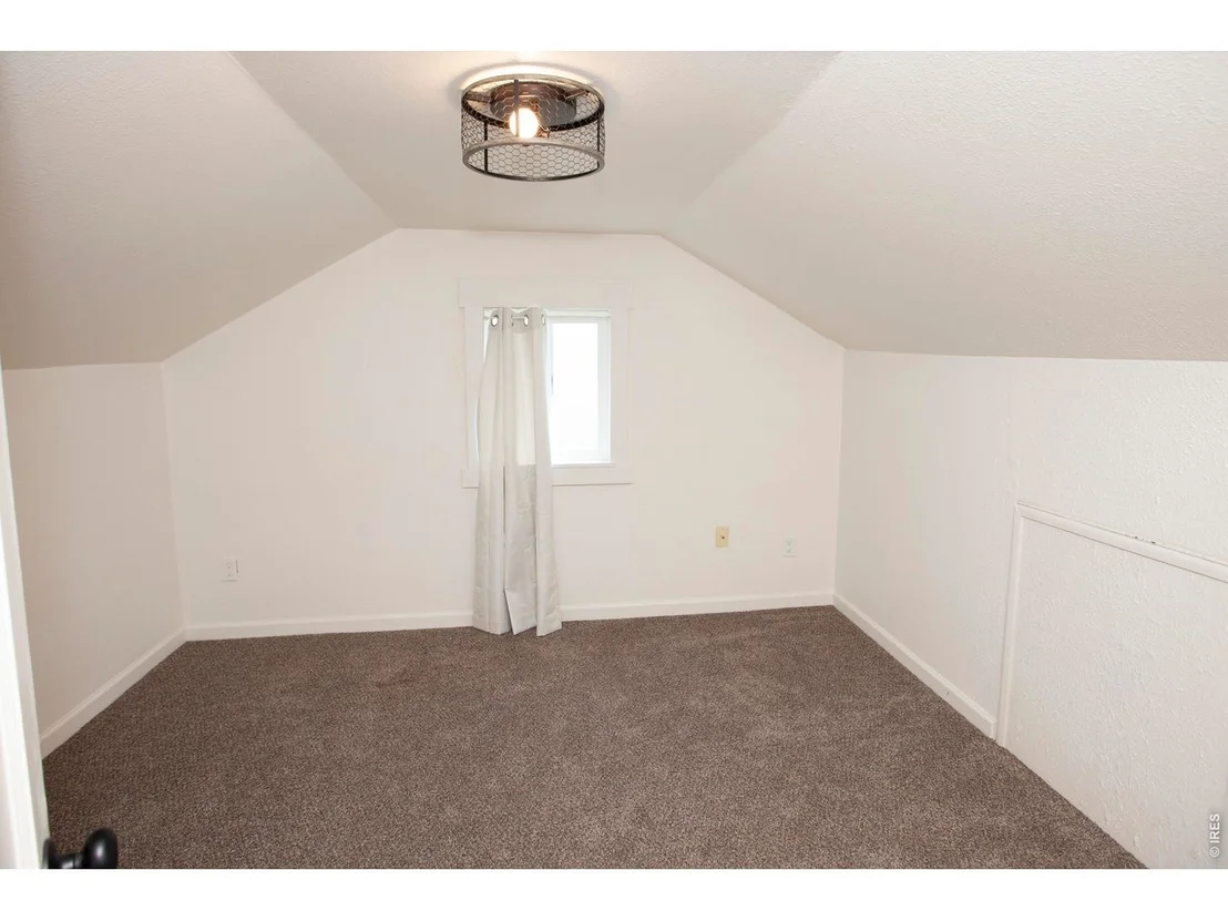Photo of 324 N 3rd Ave
