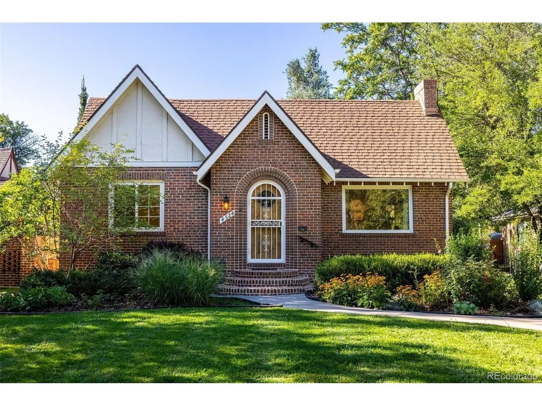 Photo of 4524 Montview Blvd