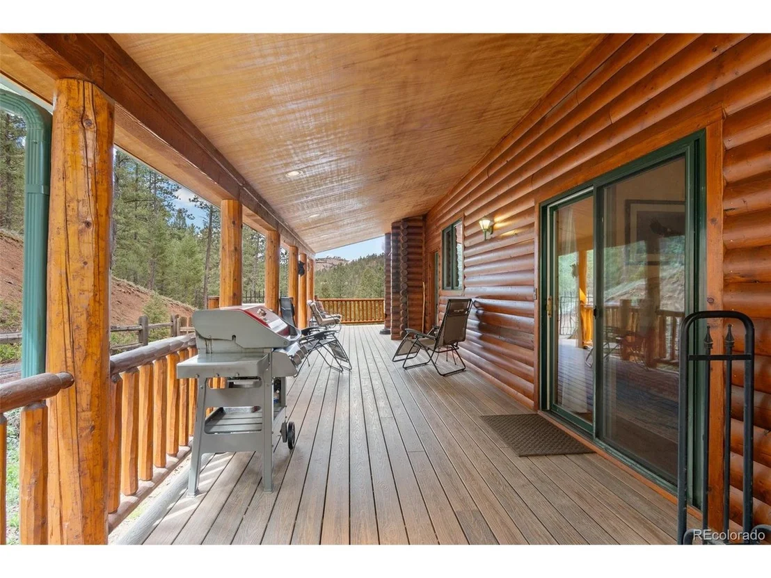 Photo of 27264 Schuyler Gulch Rd