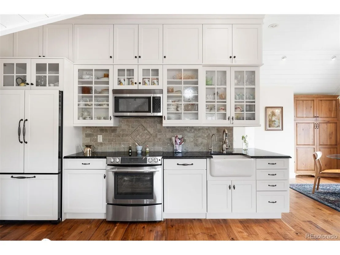 Photo of 3166 Juniper Ct