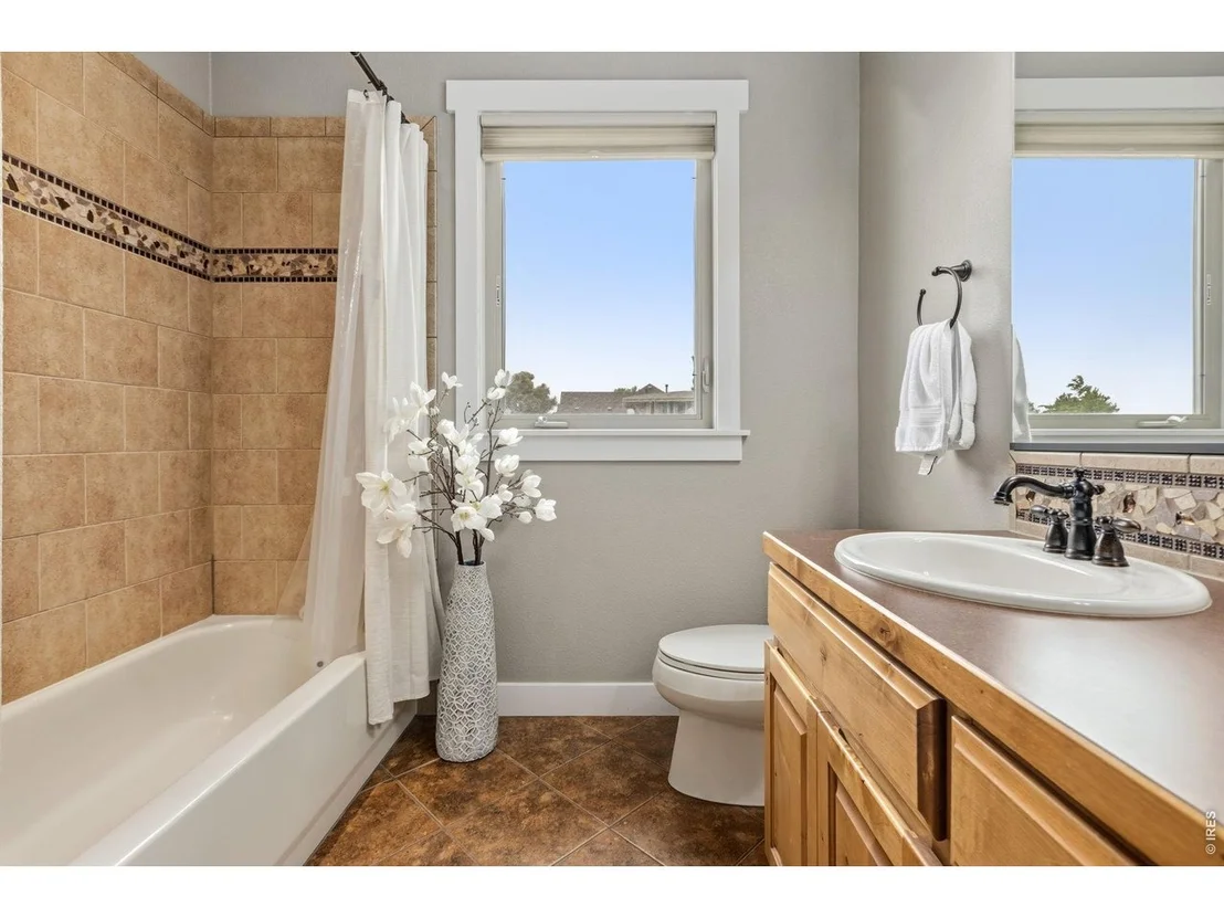 Photo of 6515 Aberdour Cir