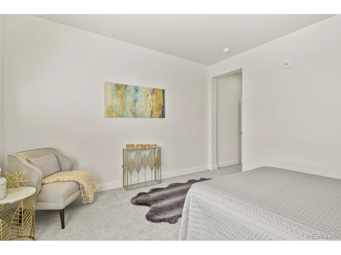 Photo of Unit 301 at 16841 Askins Loop