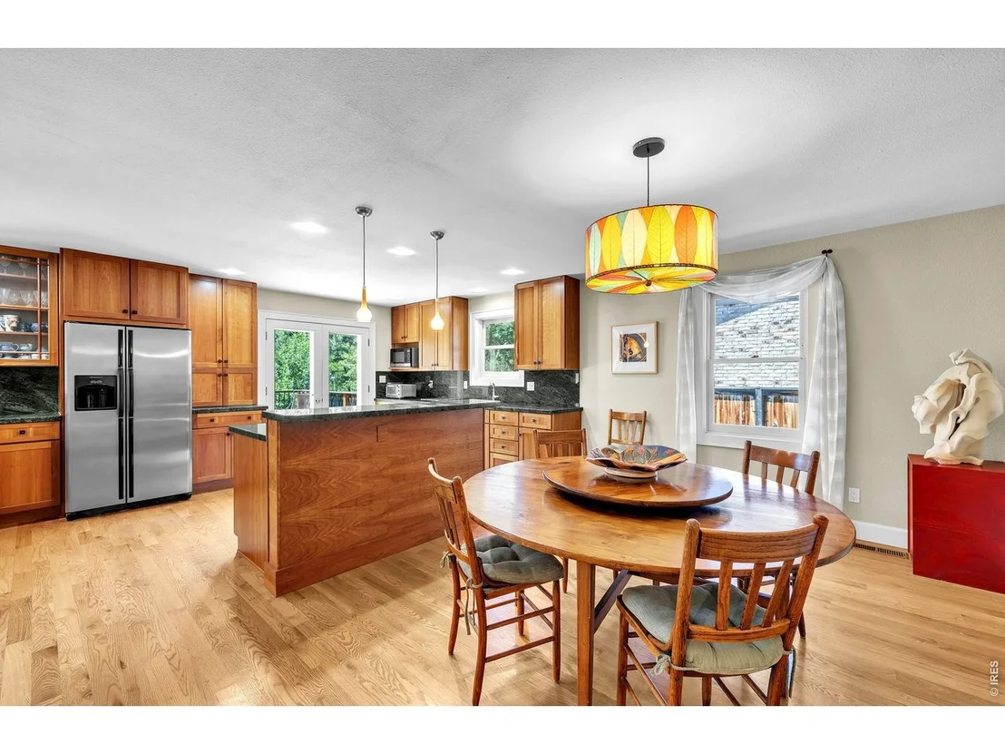 Photo of 7430 Park Pl