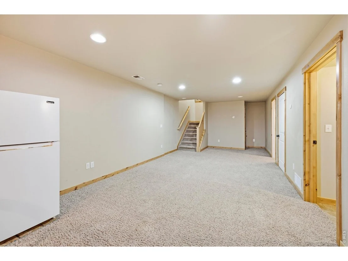 Photo of 75 Lodgepole Dr