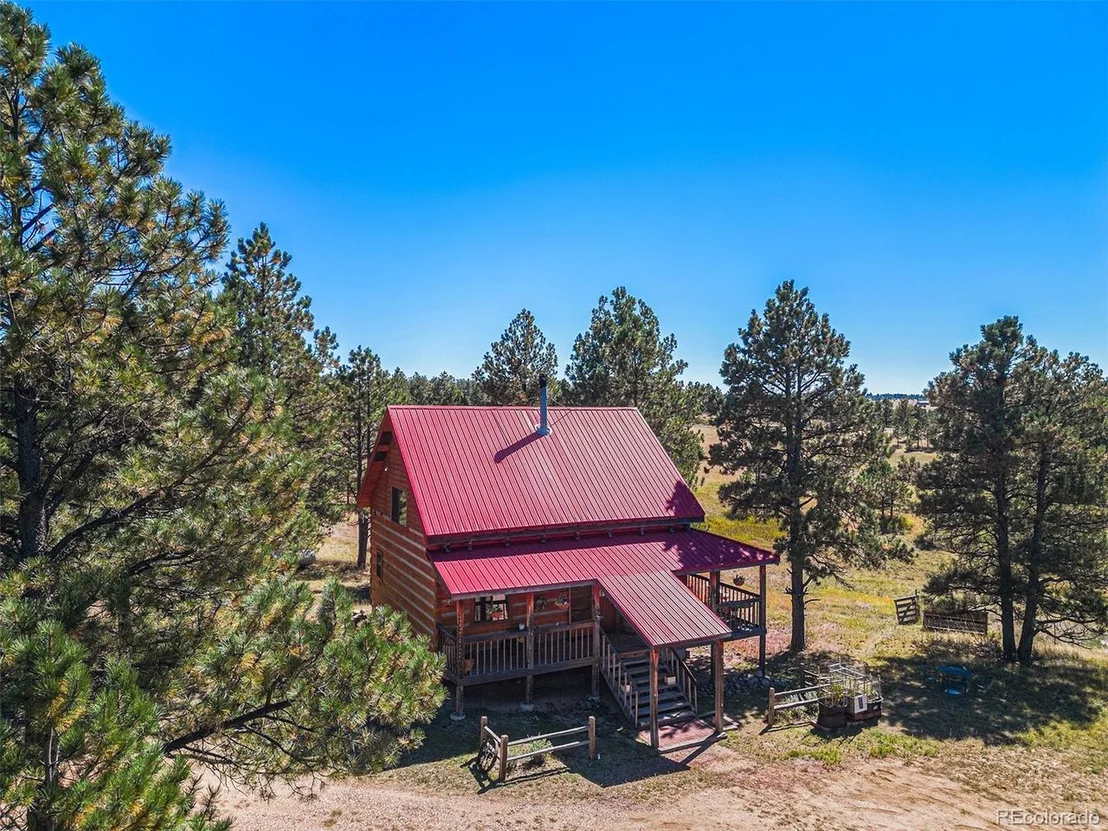 Photo of 18450 Saddle Blanket Ln
