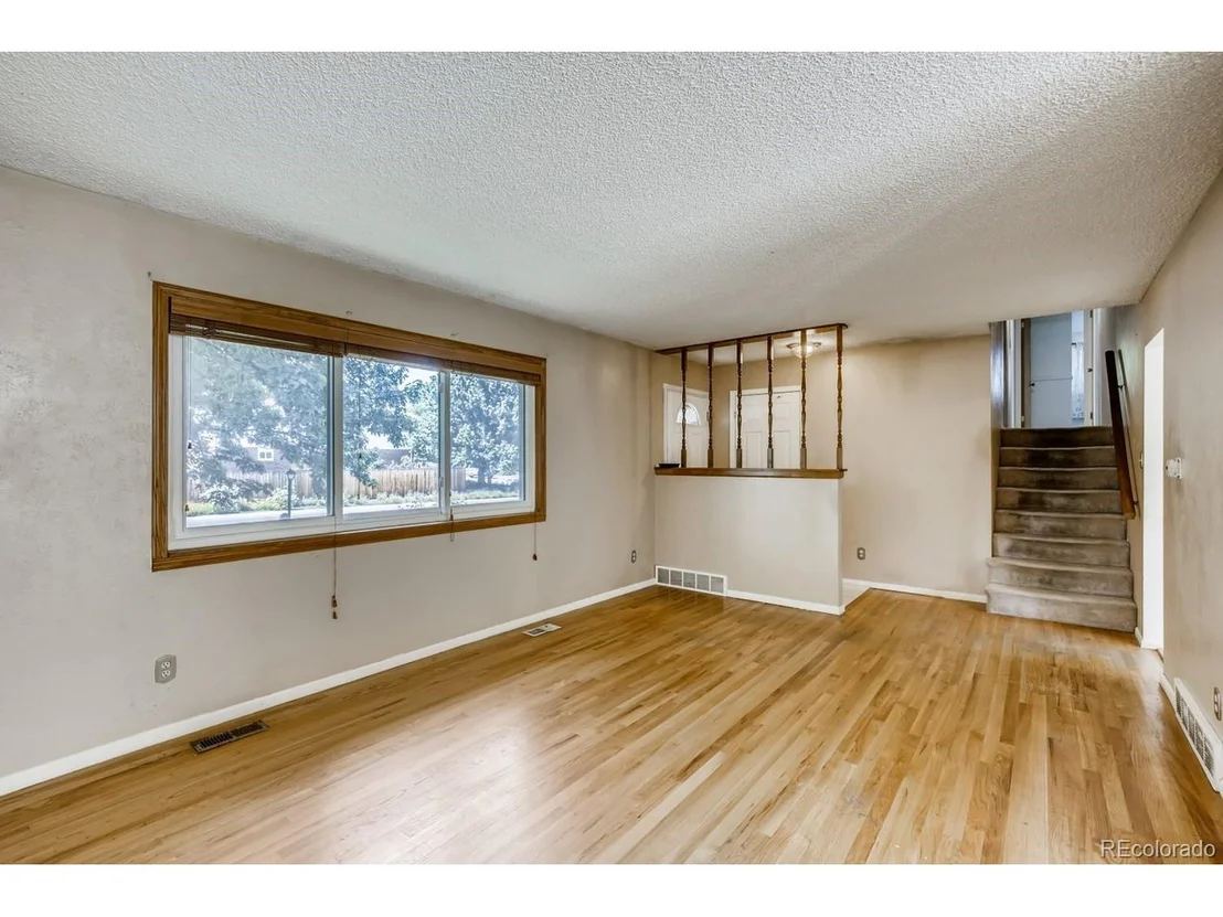 Photo of 1331 Lefthand Dr