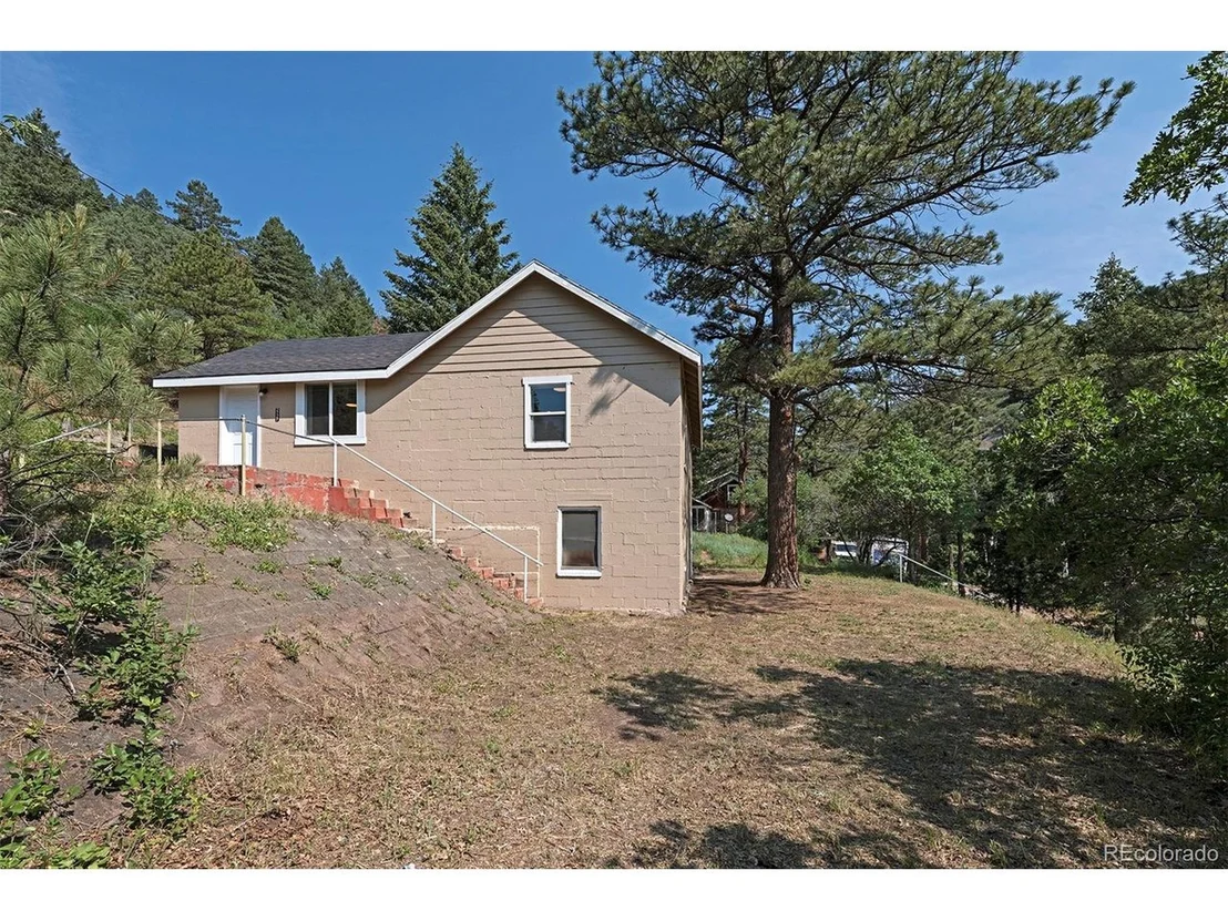 Photo of 2177 Hidden Valley Rd