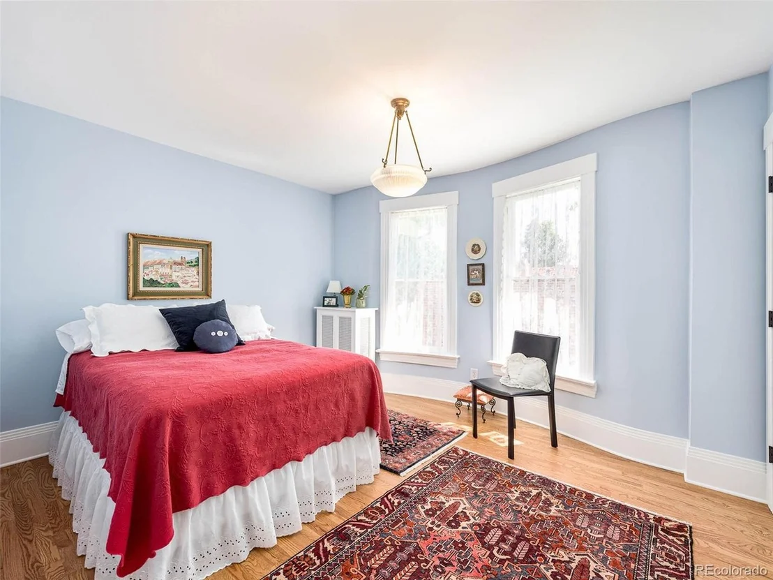 Photo of 736 Vine St