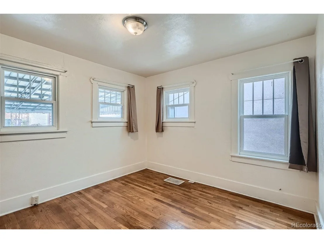 Photo of 3637 Lowell Blvd