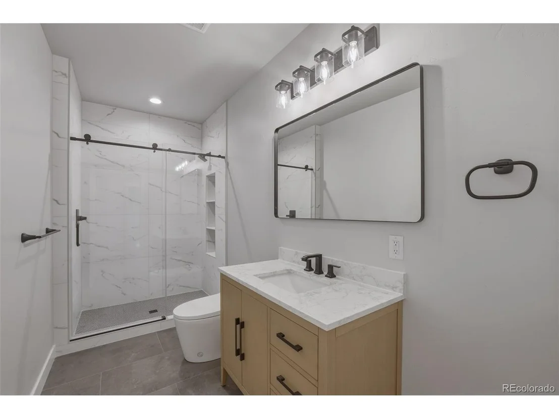 Photo of 920 Copper Dr