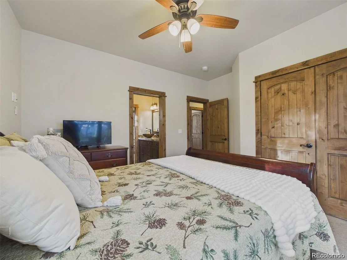 Photo of 350 Foxtail Dr