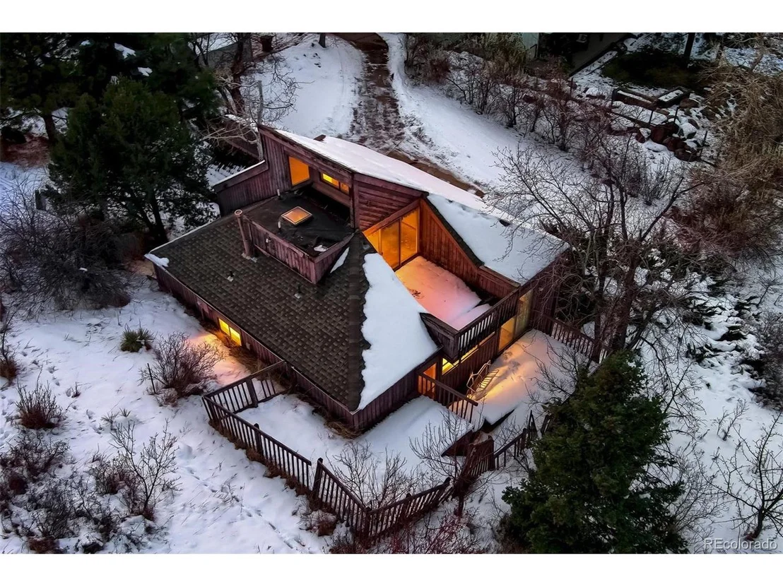 Photo of 348 Hollyberry Ln