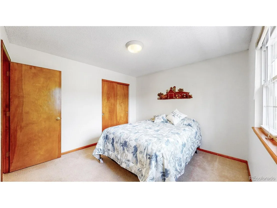 Photo of 11832 W 75th Cir
