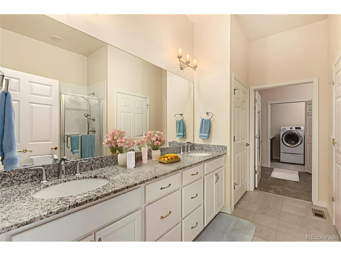 Photo of 1420 Lanterns Ln