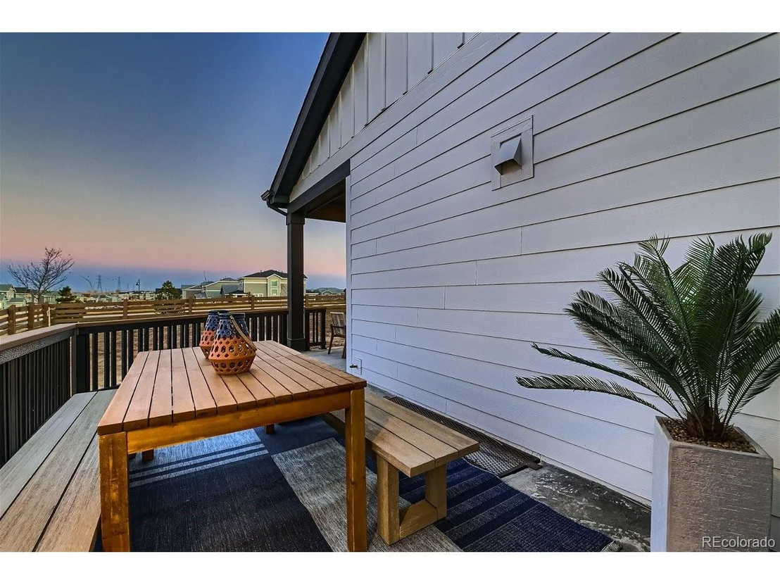Photo of 895 Quarry Cir
