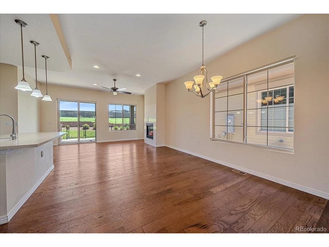 Photo of 1130 Summit View Dr