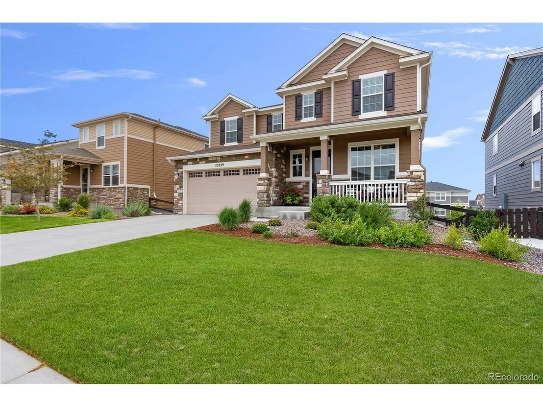 Photo of 23939 E Narrowleaf Pl