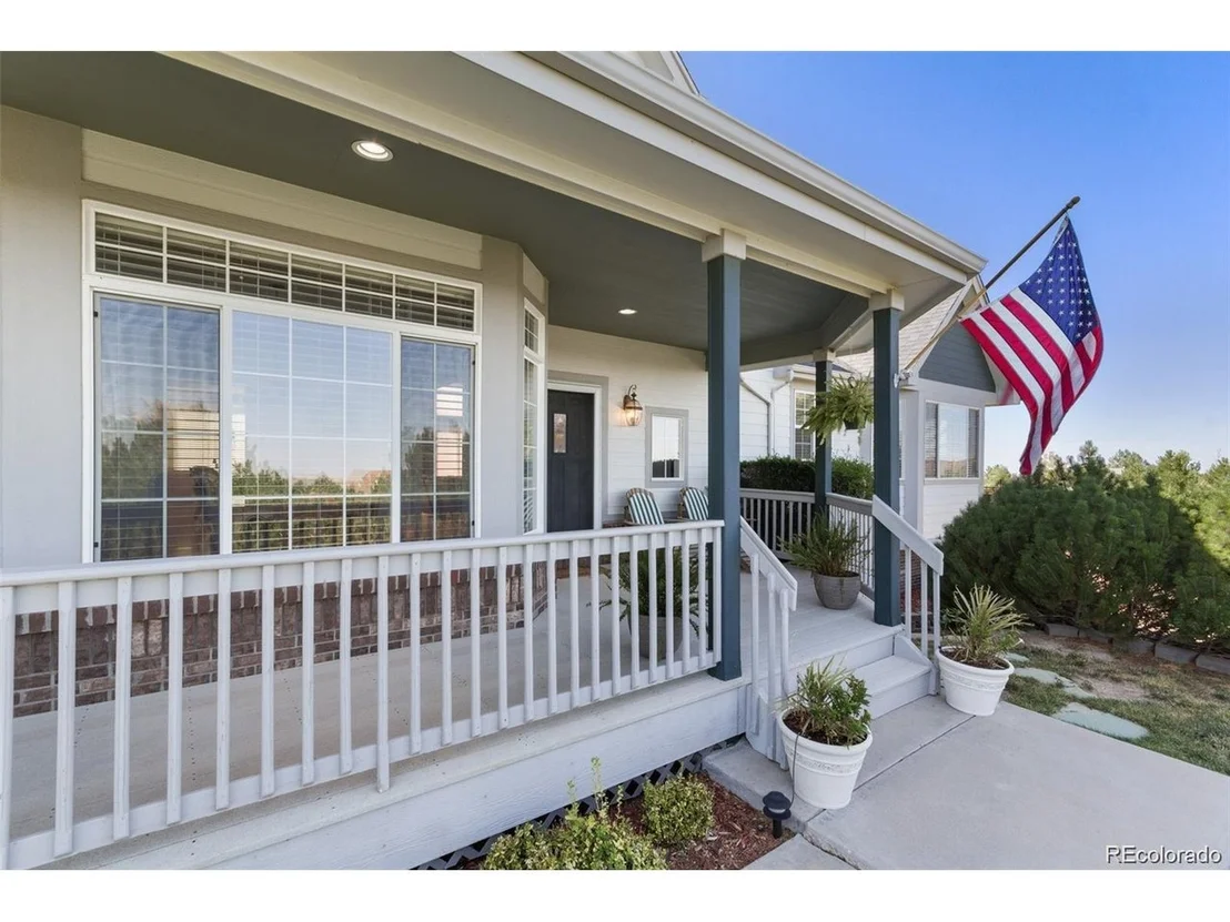Photo of 935 Green Gables Cir Ct