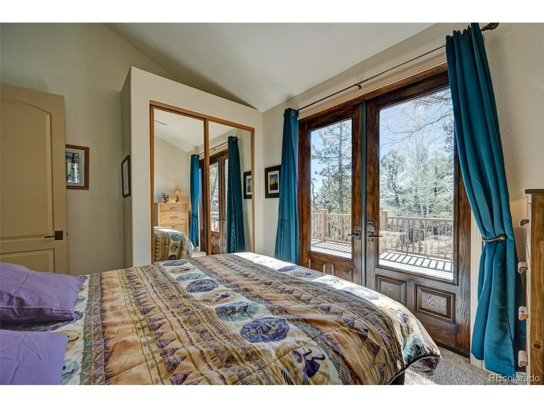 Photo of 1136 Bellows Rd