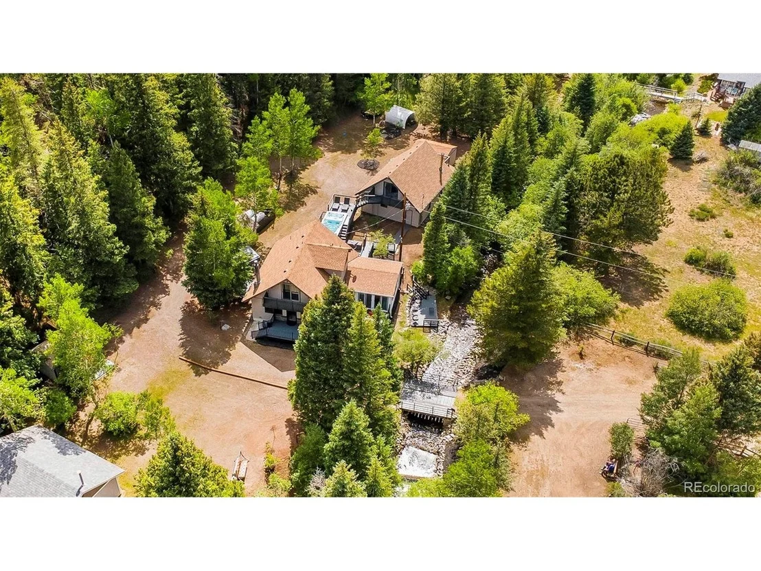 Photo of 1064 Apex Valley Rd