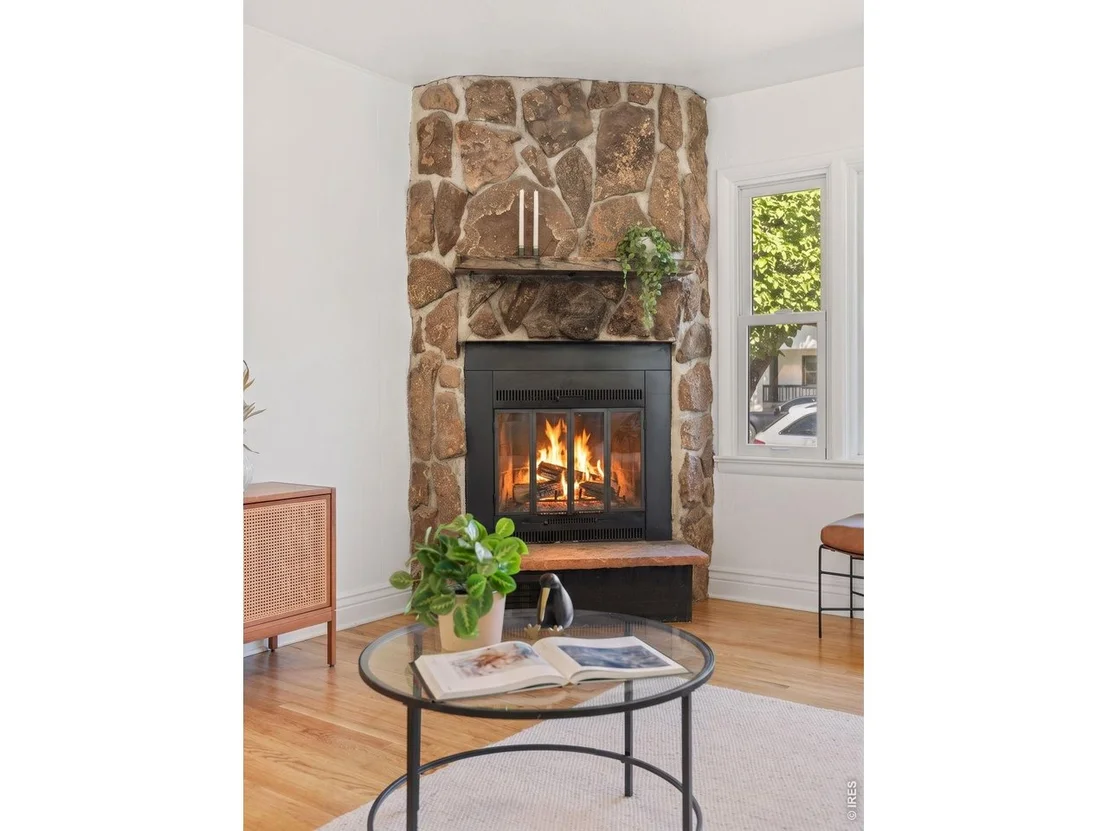 Photo of 2328 Walnut St