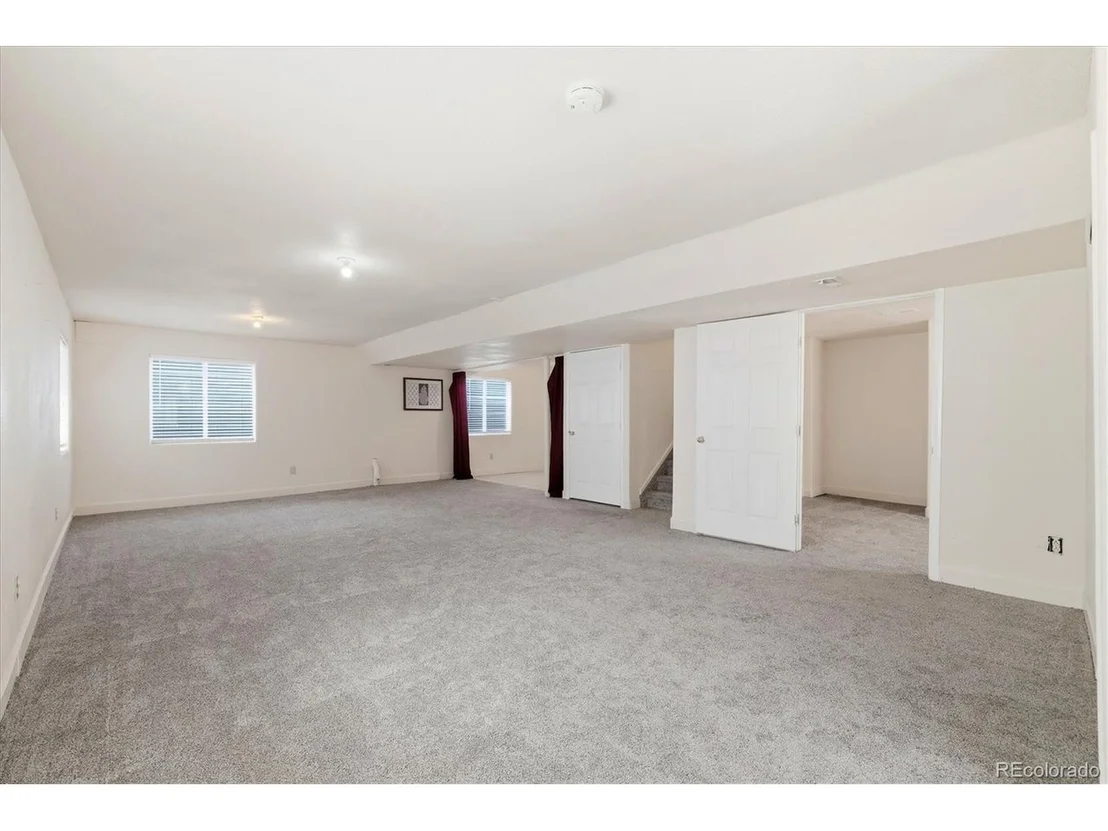 Photo of 9261 Jackson St