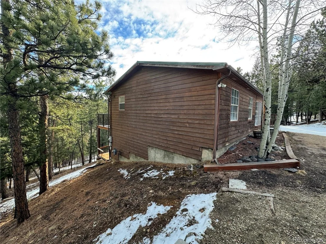 Photo of 1534 Roland Dr